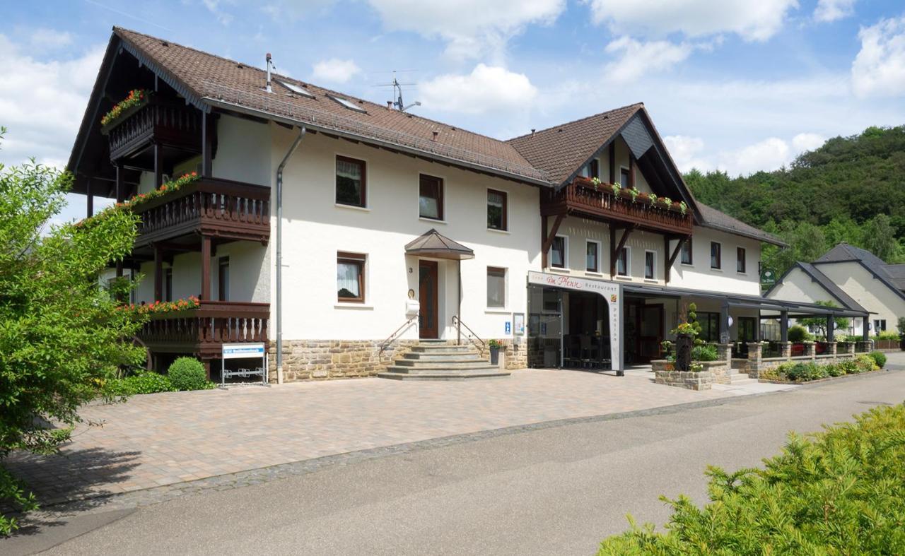 Restaurant - Pension Im Pfenn Irrhausen Esterno foto